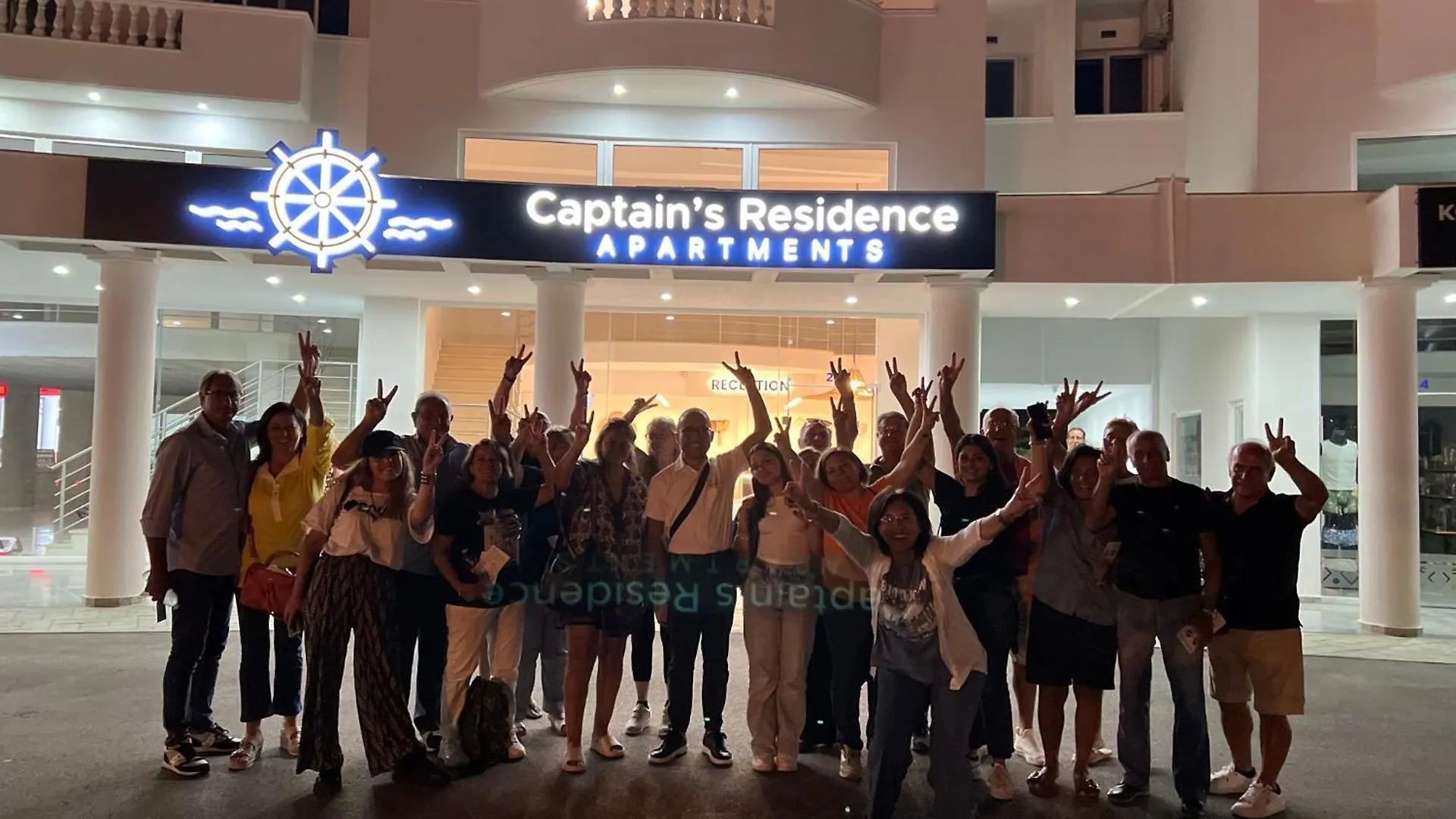 Captain'S Residence Ksamil Apartment