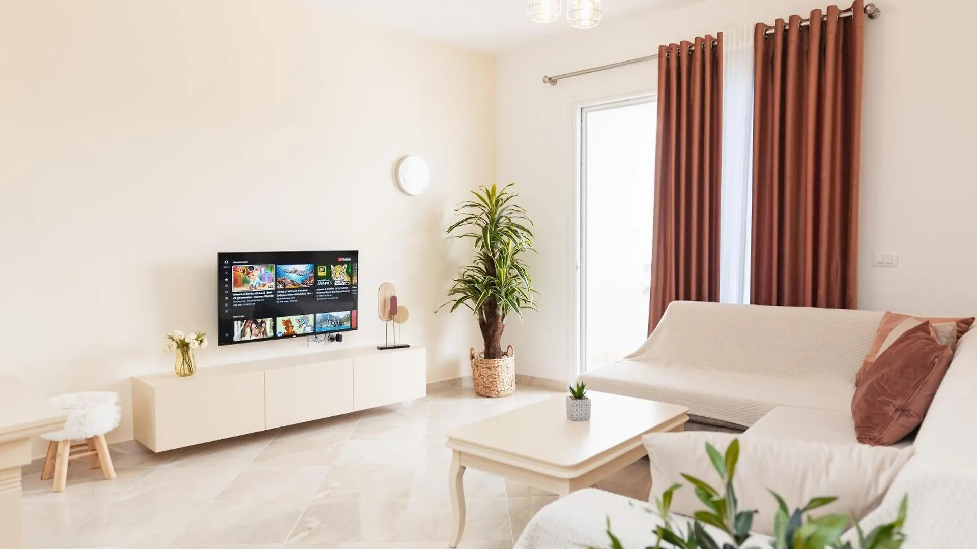 Captain'S Residence Ksamil Apartment