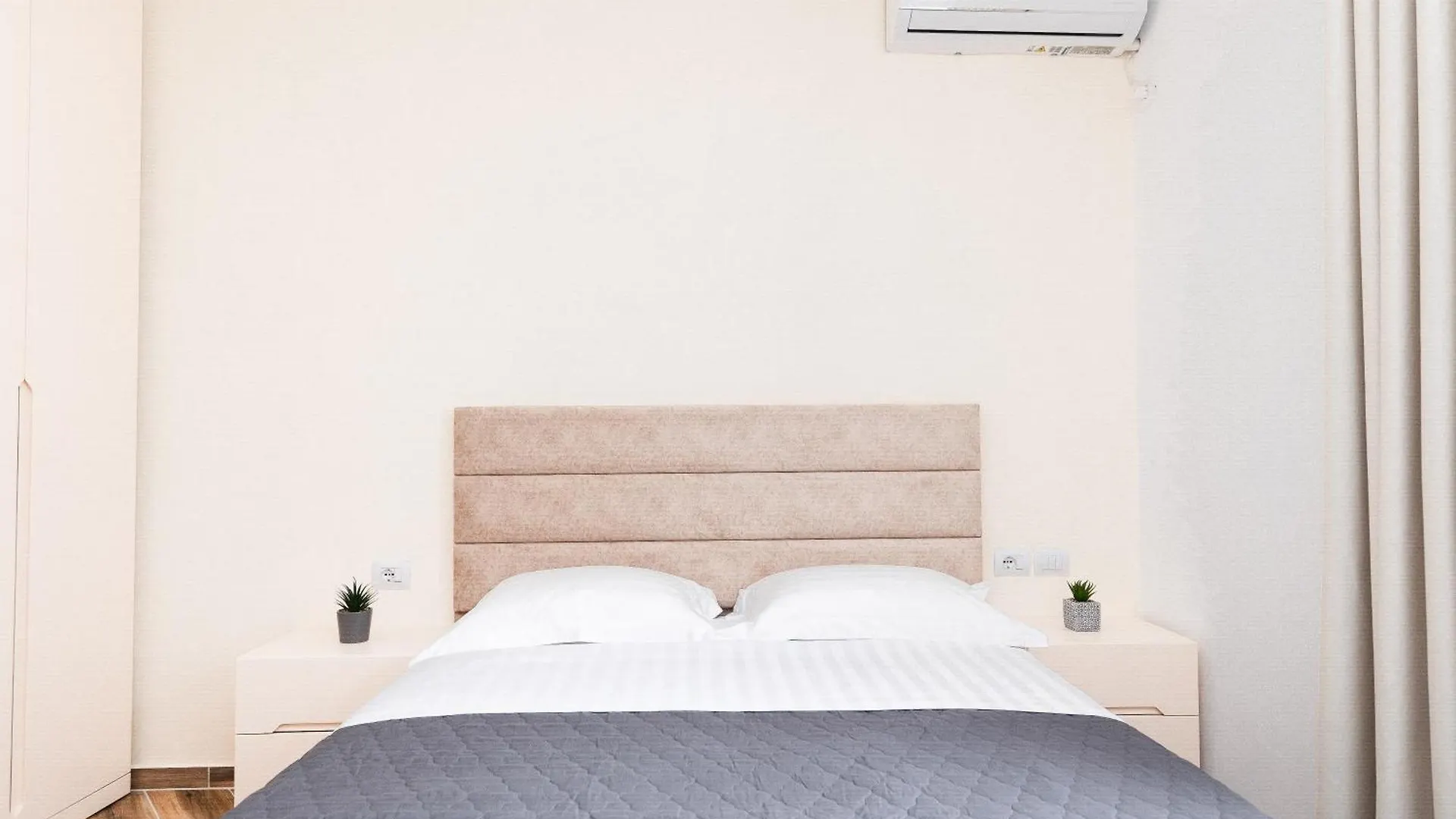 Apartment Captain'S Residence Ksamil